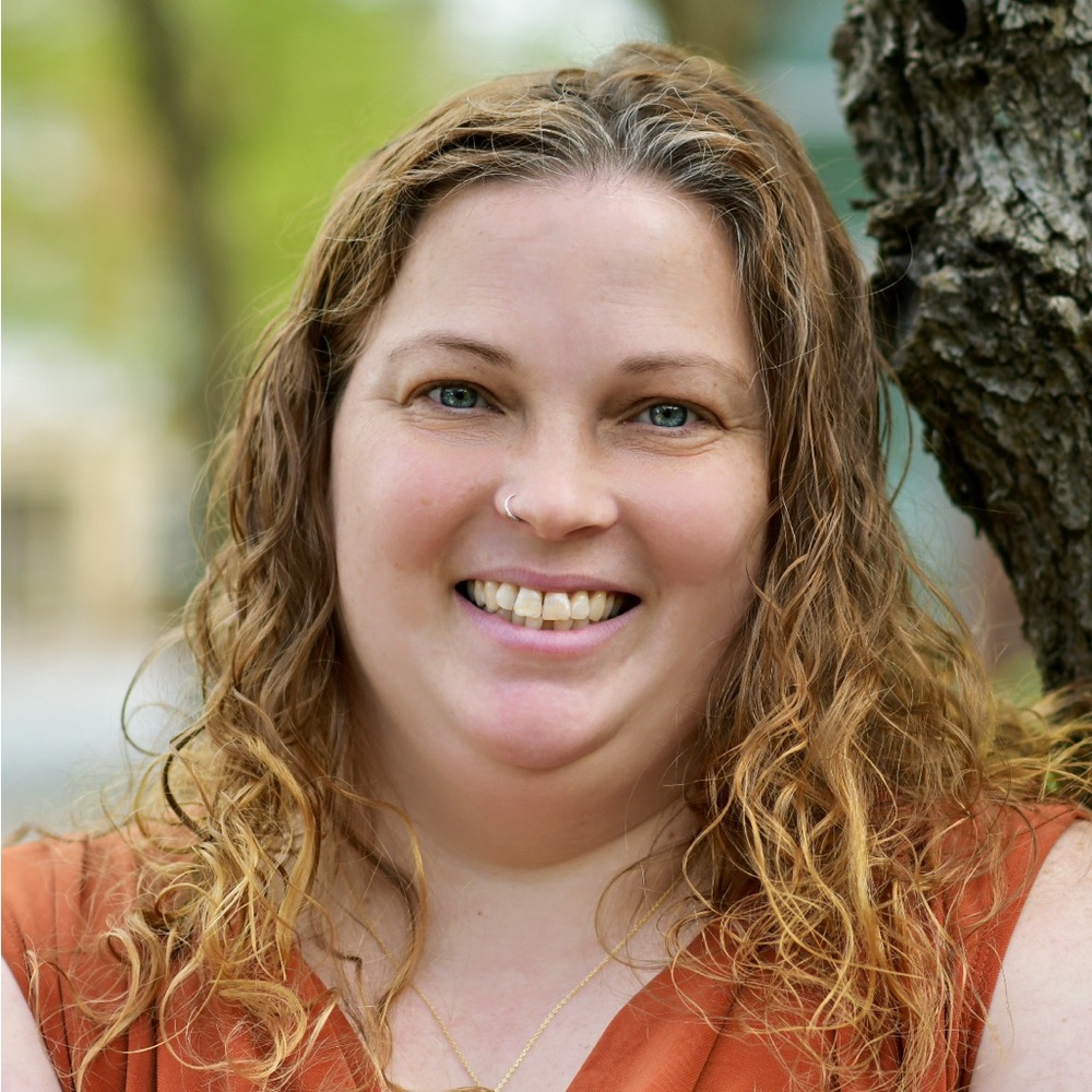 Meet your Posher, Amy